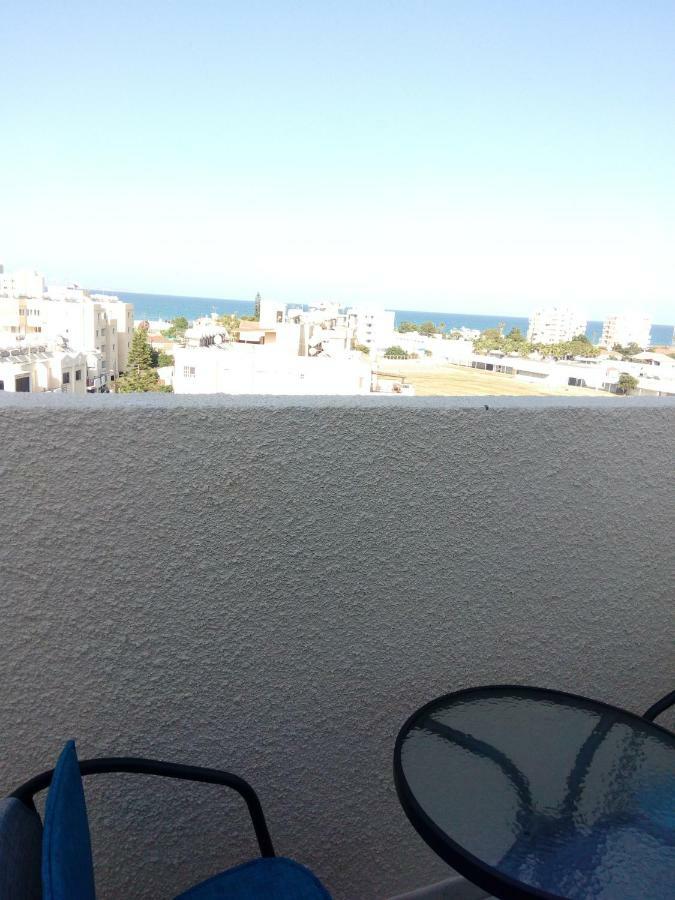 Ferienwohnung Lighthouse Larnaka Exterior foto